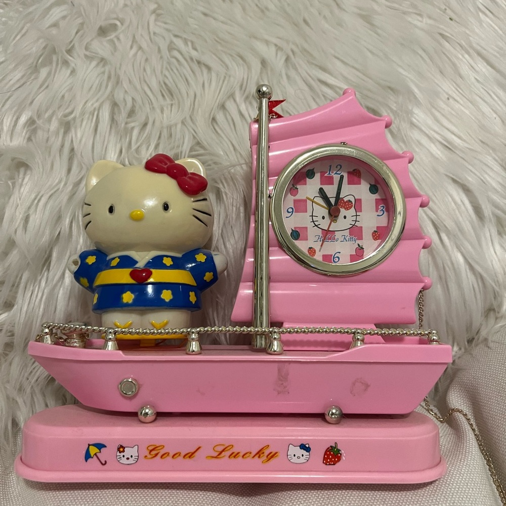 Hello Kitty Sailboat Clock collectible
